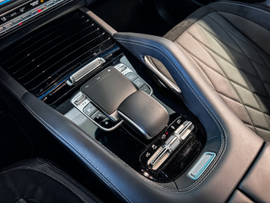 Mercedes-Benz GLS - 2024