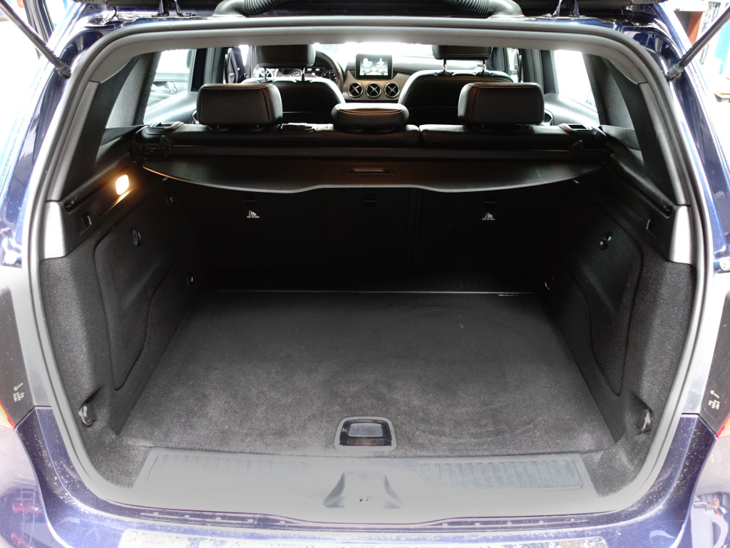 Mercedes-Benz B