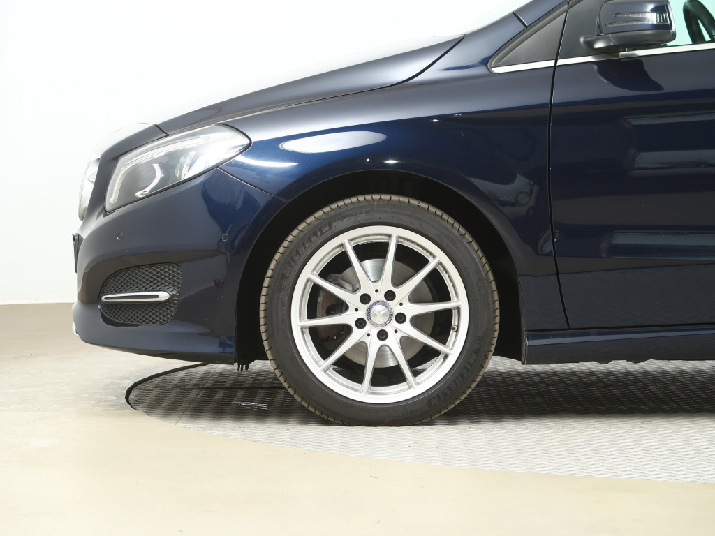 Mercedes-Benz B