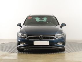Volkswagen Passat - 2021