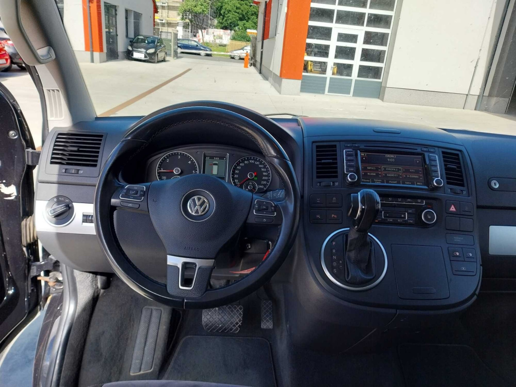 Volkswagen Multivan