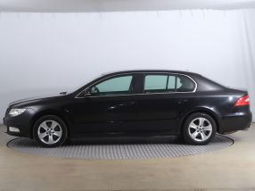 Skoda Superb - 2012