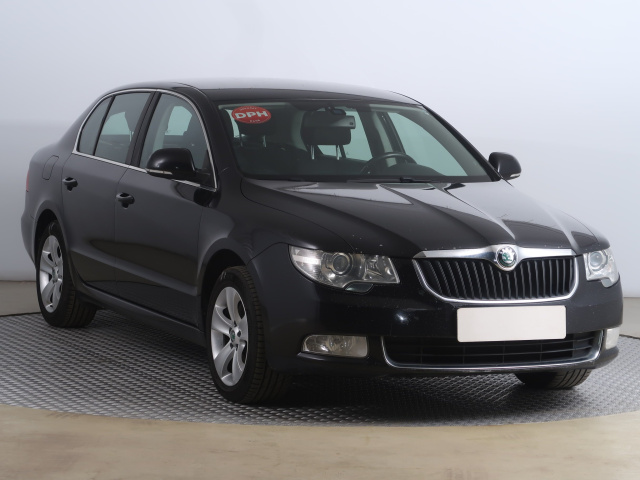Škoda Superb 2012