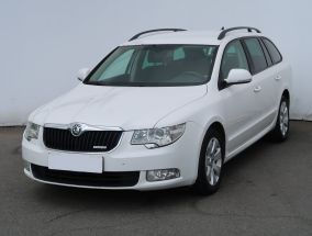 Skoda Superb - 2012