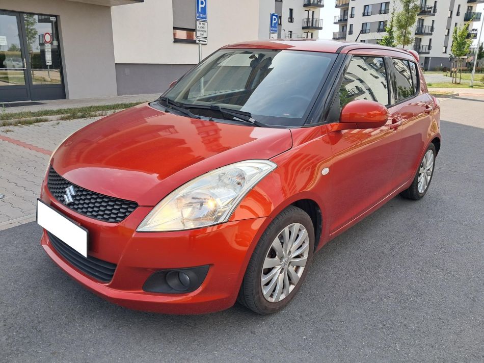 Suzuki Swift - 2012
