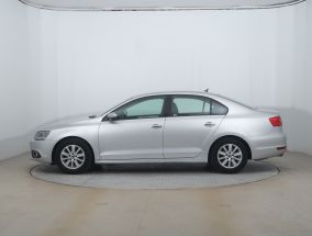 Volkswagen Jetta - 2012