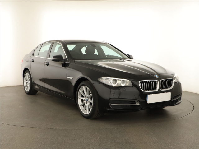 BMW 5 2016