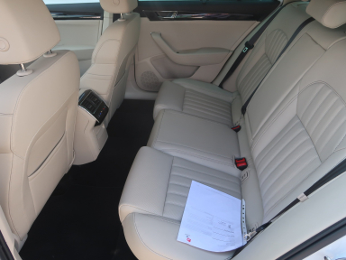 Škoda Superb - 2023