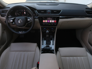Škoda Superb - 2023