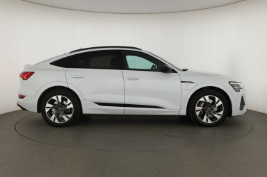 Audi e-tron Sportback - 2021