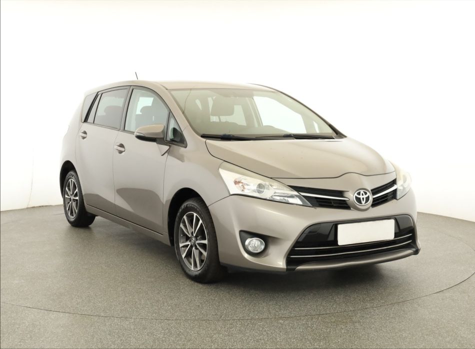 Toyota Verso - 2014