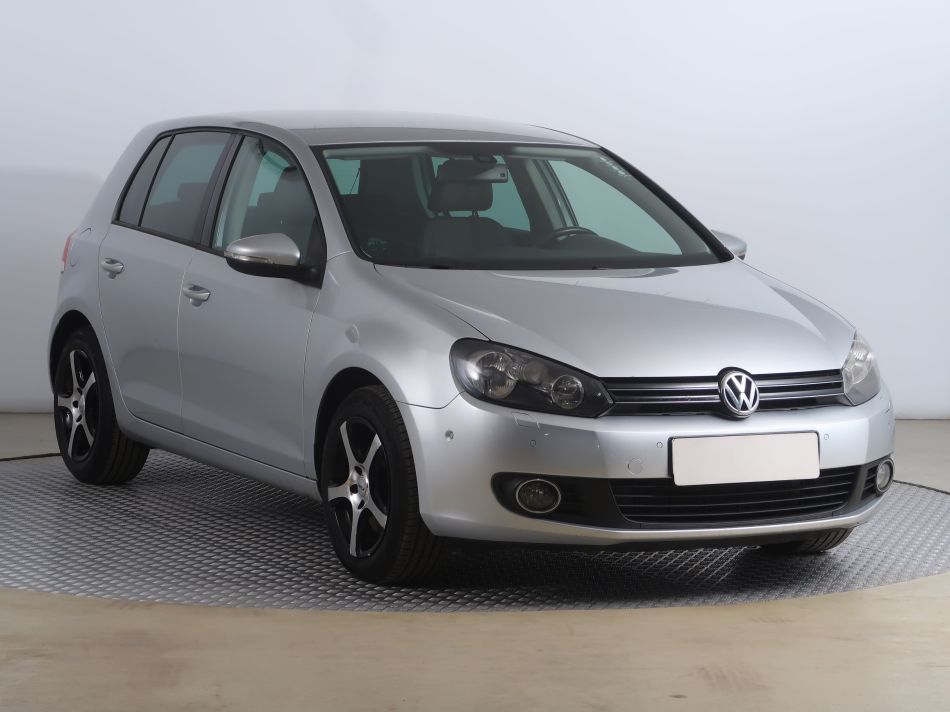 Volkswagen Golf - 2010