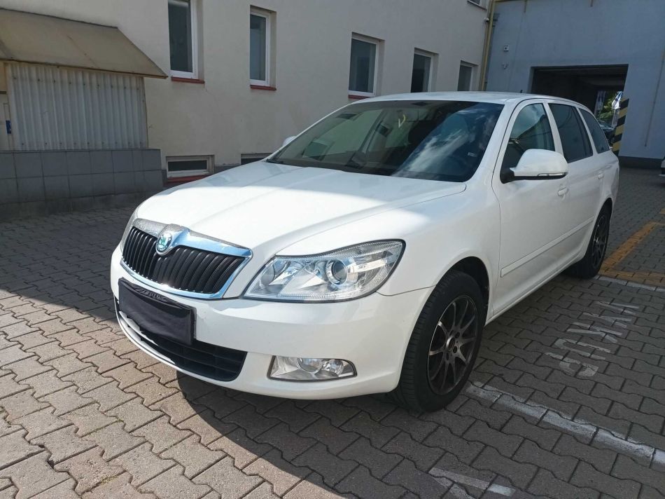 Skoda Octavia - 2011