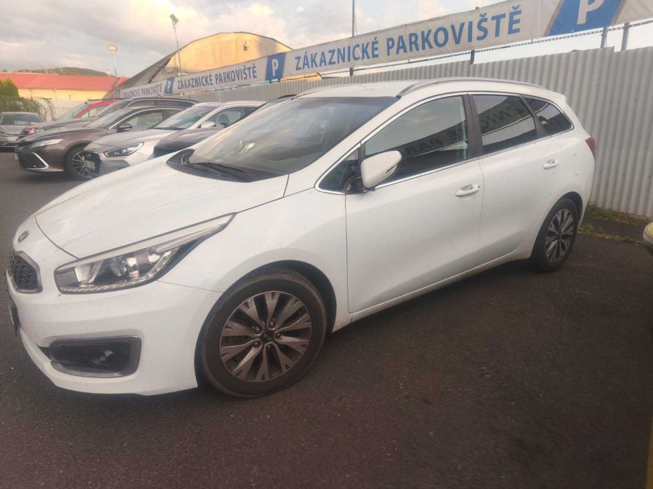 Kia Ceed - 2015