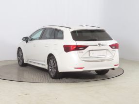 Toyota Avensis - 2015