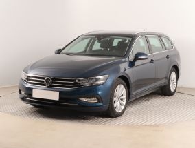 Volkswagen Passat - 2021