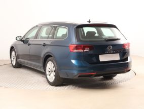 Volkswagen Passat - 2021