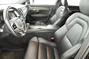 Volvo V90 Cross Country - 2019