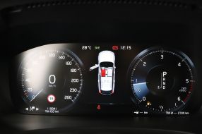 Volvo V90 Cross Country - 2019