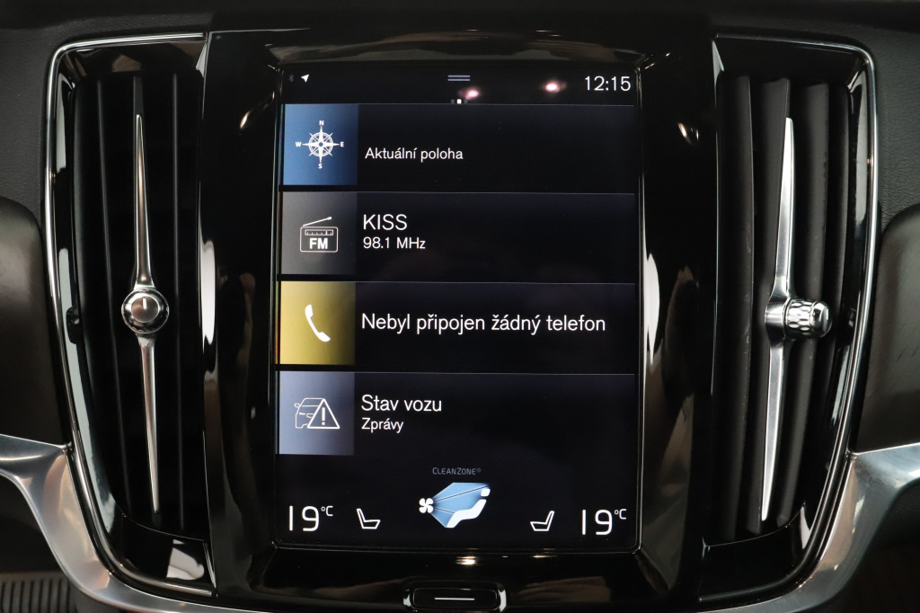 Volvo V90 Cross Country