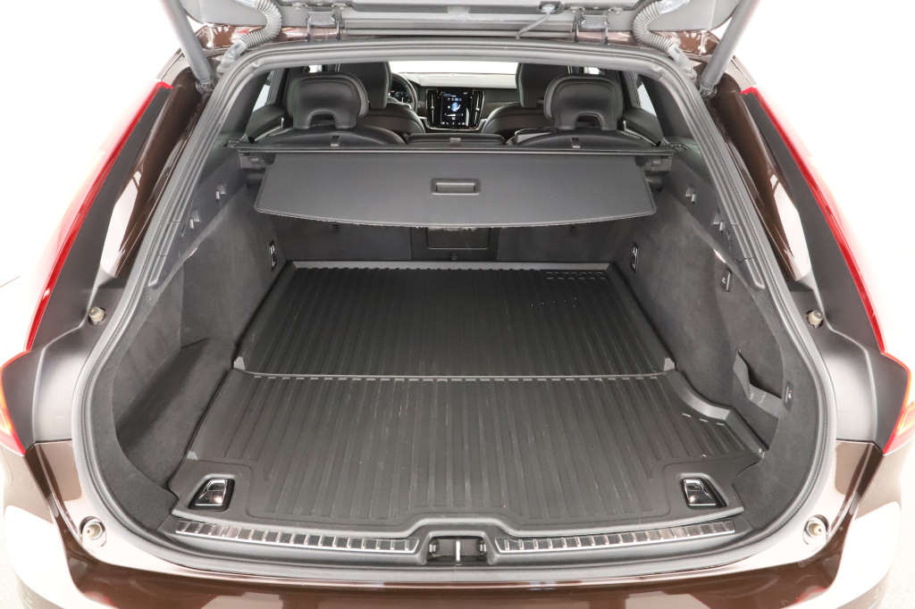 Volvo V90 Cross Country