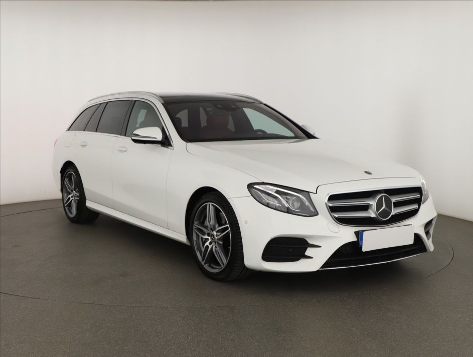 Mercedes-Benz E - 2018