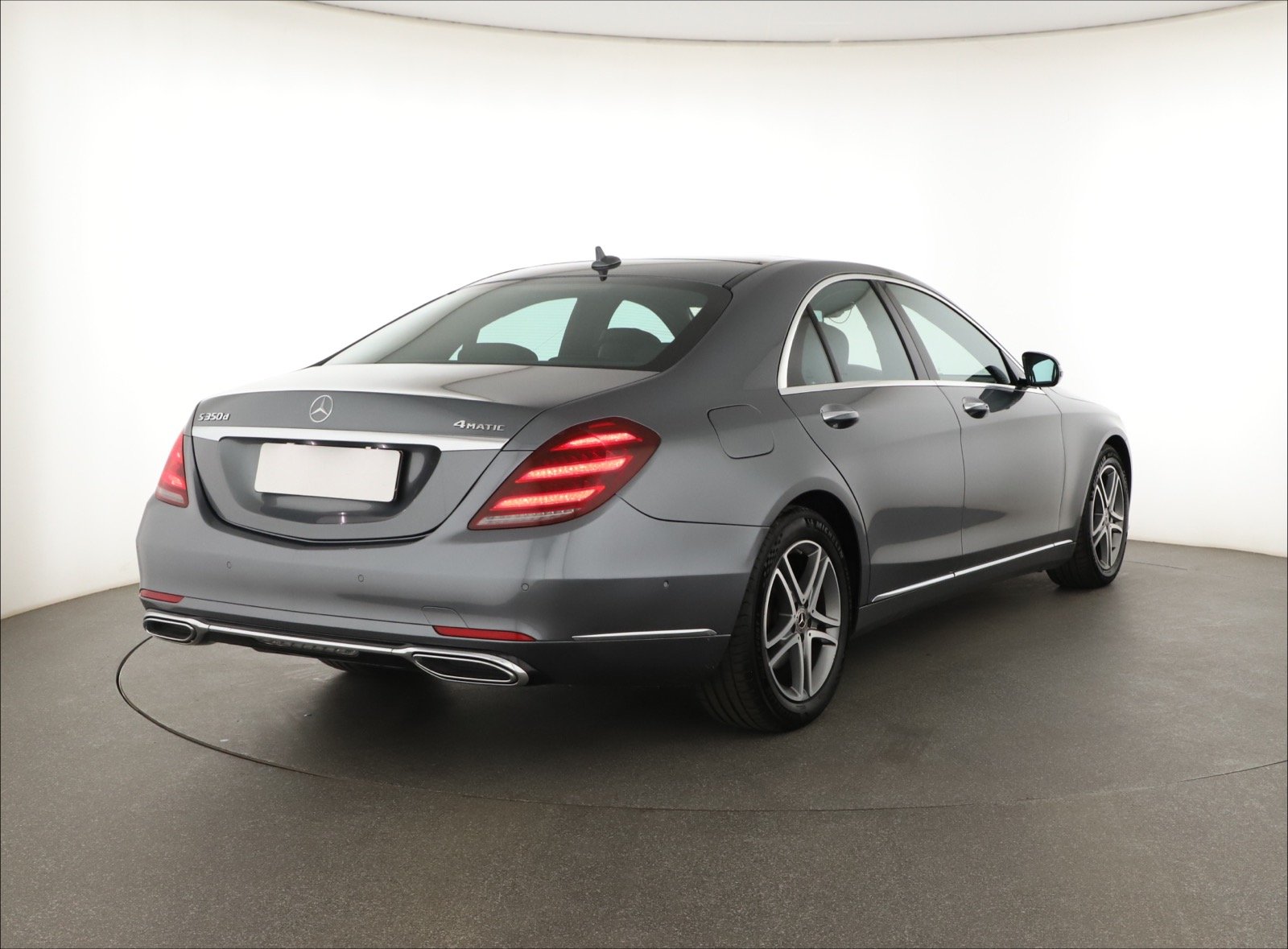 Mercedes-Benz S - 2018