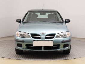 Nissan Almera - 2002
