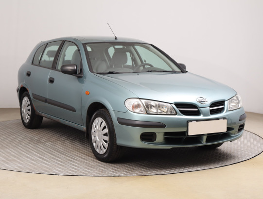 Nissan Almera