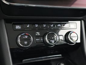 Škoda Superb - 2021