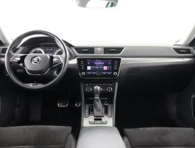 Škoda Superb - 2021