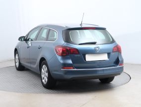 Opel Astra - 2016