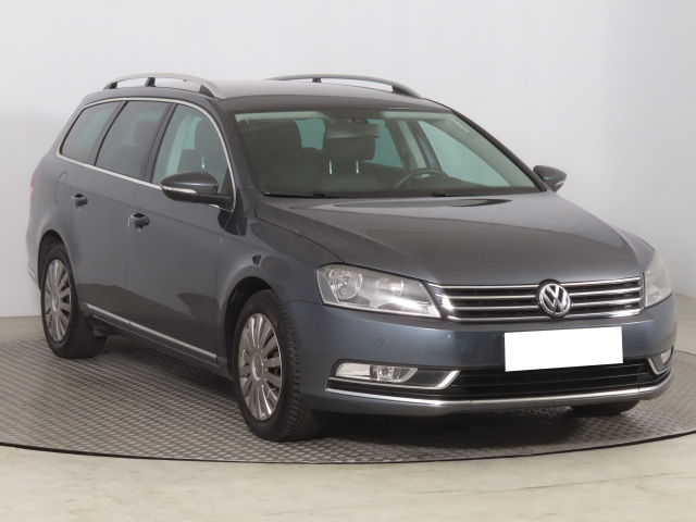 Volkswagen Passat 2011