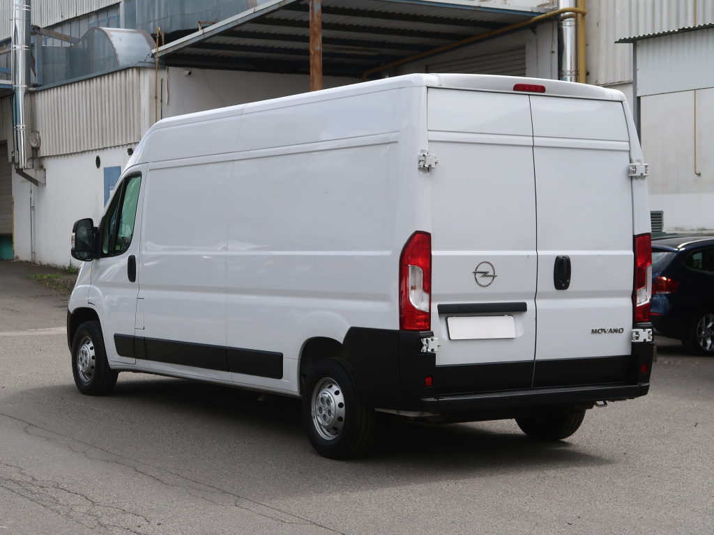 Opel Movano