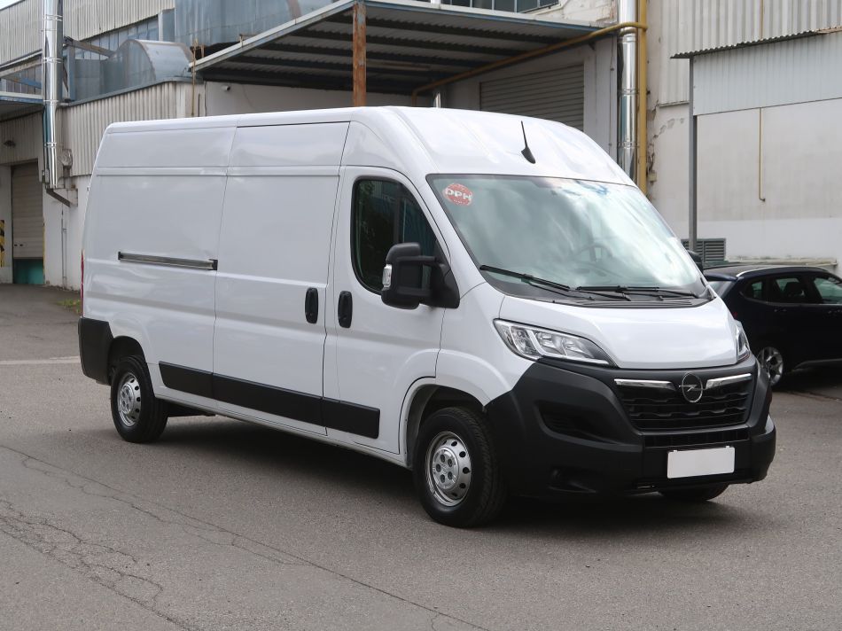 Opel Movano - 2023