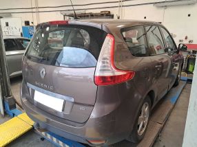 Renault Grand Scenic - 2010