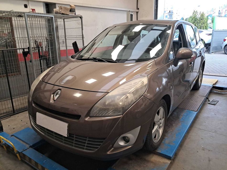 Renault Grand Scenic - 2010