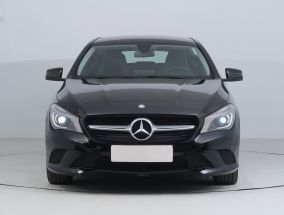 Mercedes-Benz CLA - 2015
