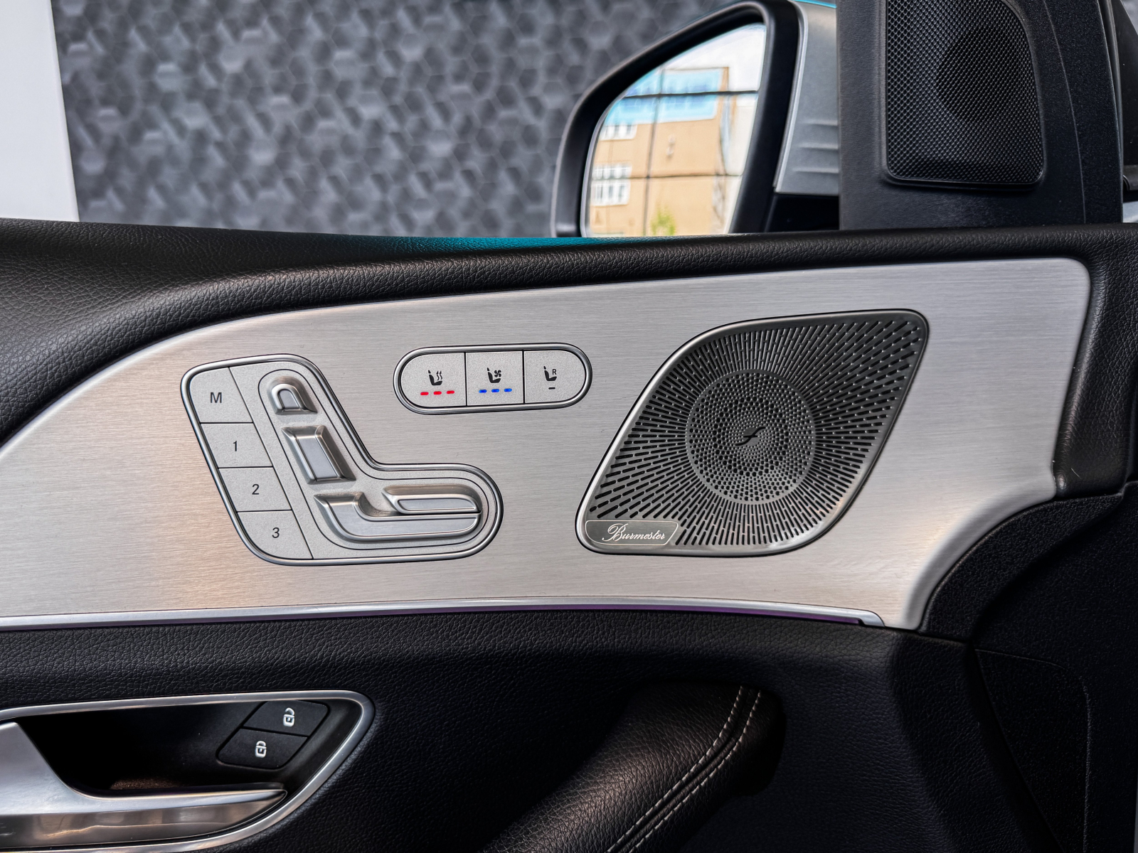 Mercedes-Benz GLS - 2021