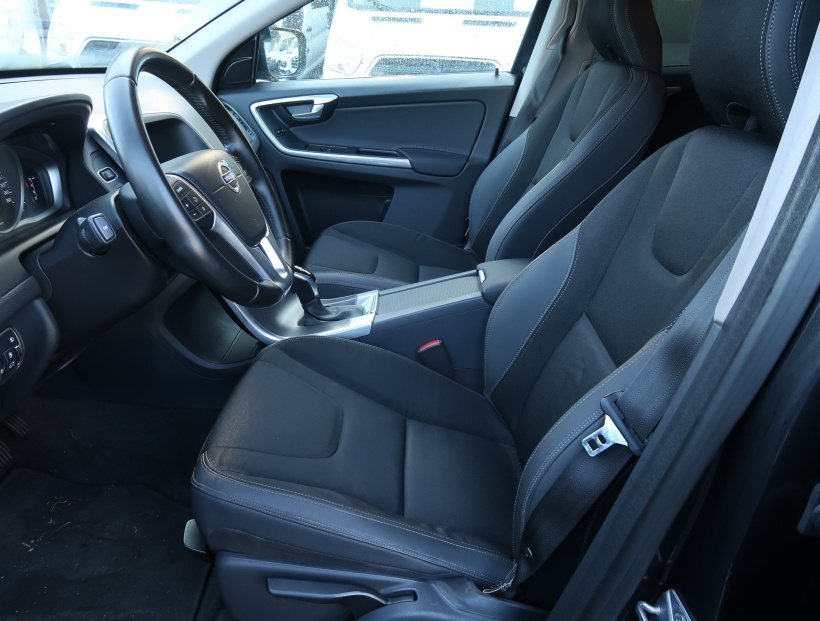 Volvo XC60, 2014