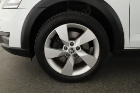 Škoda Octavia Scout - 2019
