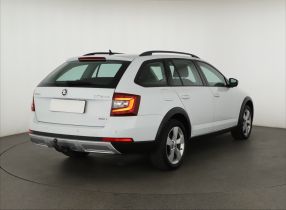 Škoda Octavia Scout - 2019