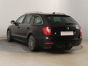 Skoda Superb - 2012
