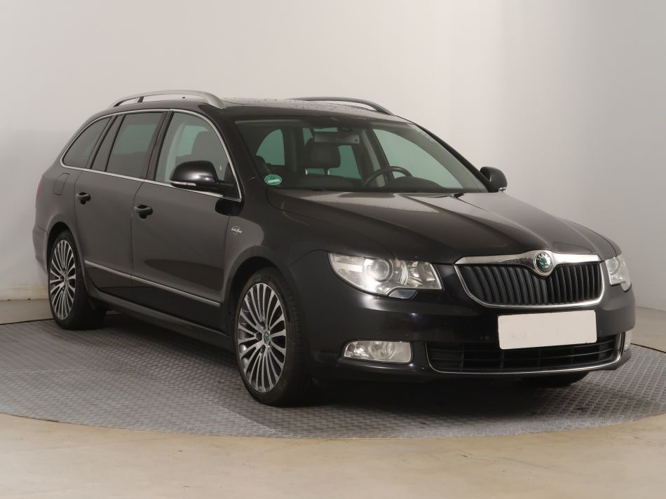 Skoda Superb - 2012