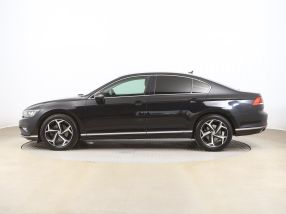 Volkswagen Passat - 2020