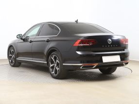 Volkswagen Passat - 2020