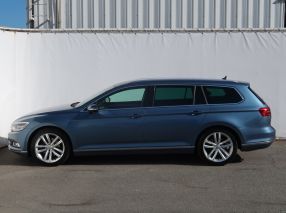 Volkswagen Passat - 2015