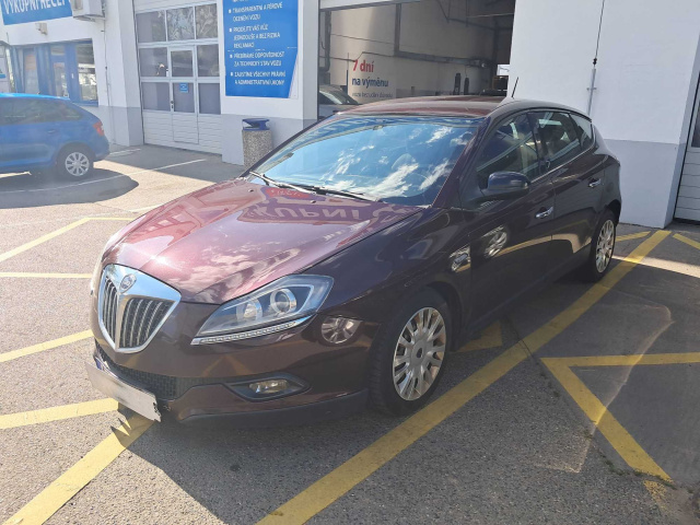 Lancia Delta 2010