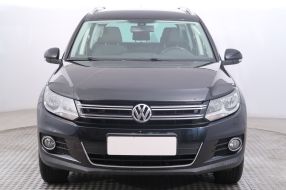 Volkswagen Tiguan - 2012