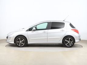 Peugeot 308 - 2011